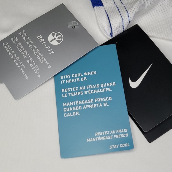 💰NWT! NIKE ▪︎ WOMEN'S DRI-FIT T-SHIRT ▪︎ SIZE M - Picture 8 of 9